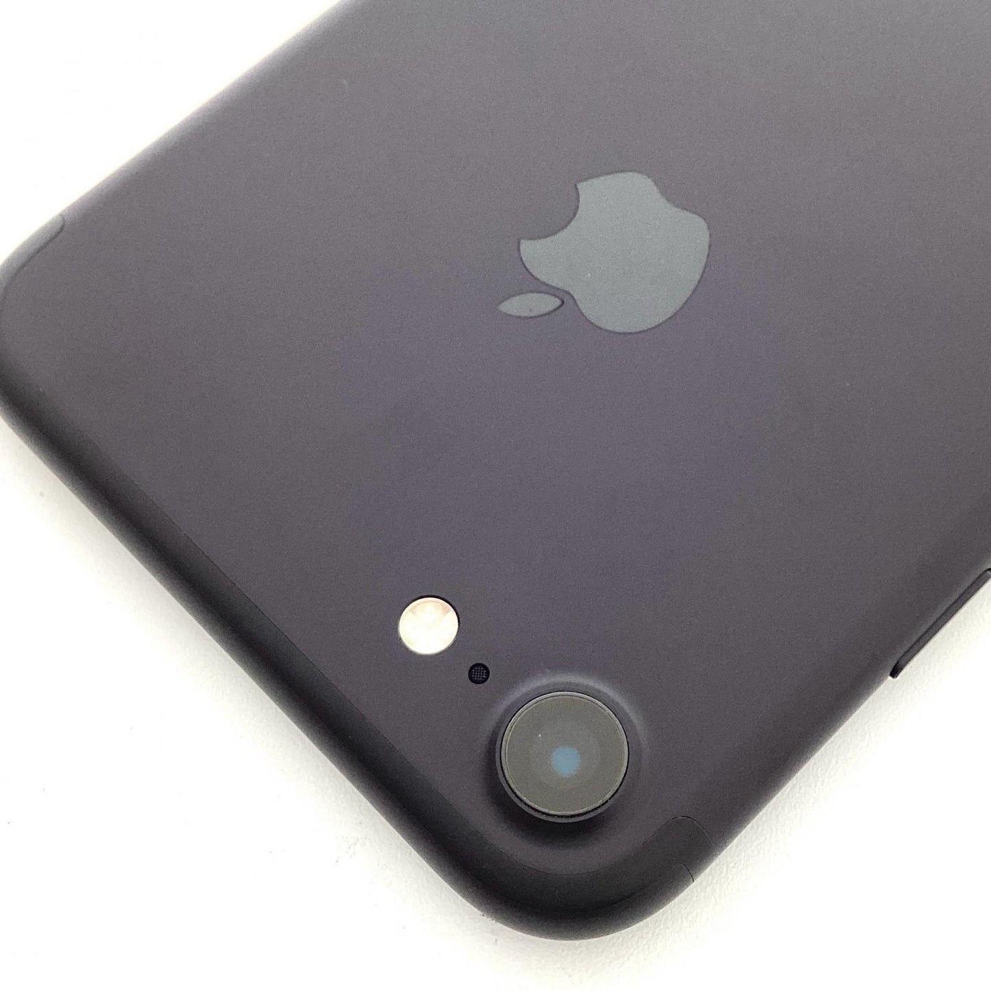 【全額返金保証】【最速発送】Apple iPhone iPhone 7 32GB ブラック Softbank 白ロム 動作確認済 82%
