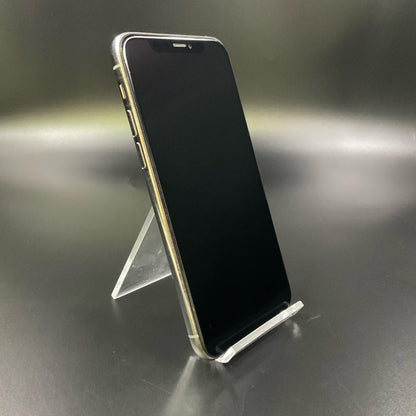 【全額返金保証】【最速発送】Apple iPhone iPhone 11 Pro 256GB シルバー au 白ロム 動作確認済 81%