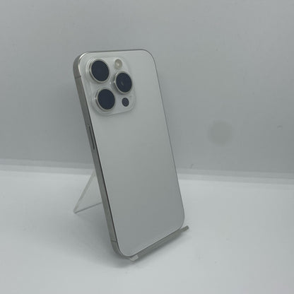 【全額返金保証】【最速発送】Apple iPhone iPhone 15 Pro 256GB ホワイトチタニウム SIMフリー 美品 動作確認済 89%