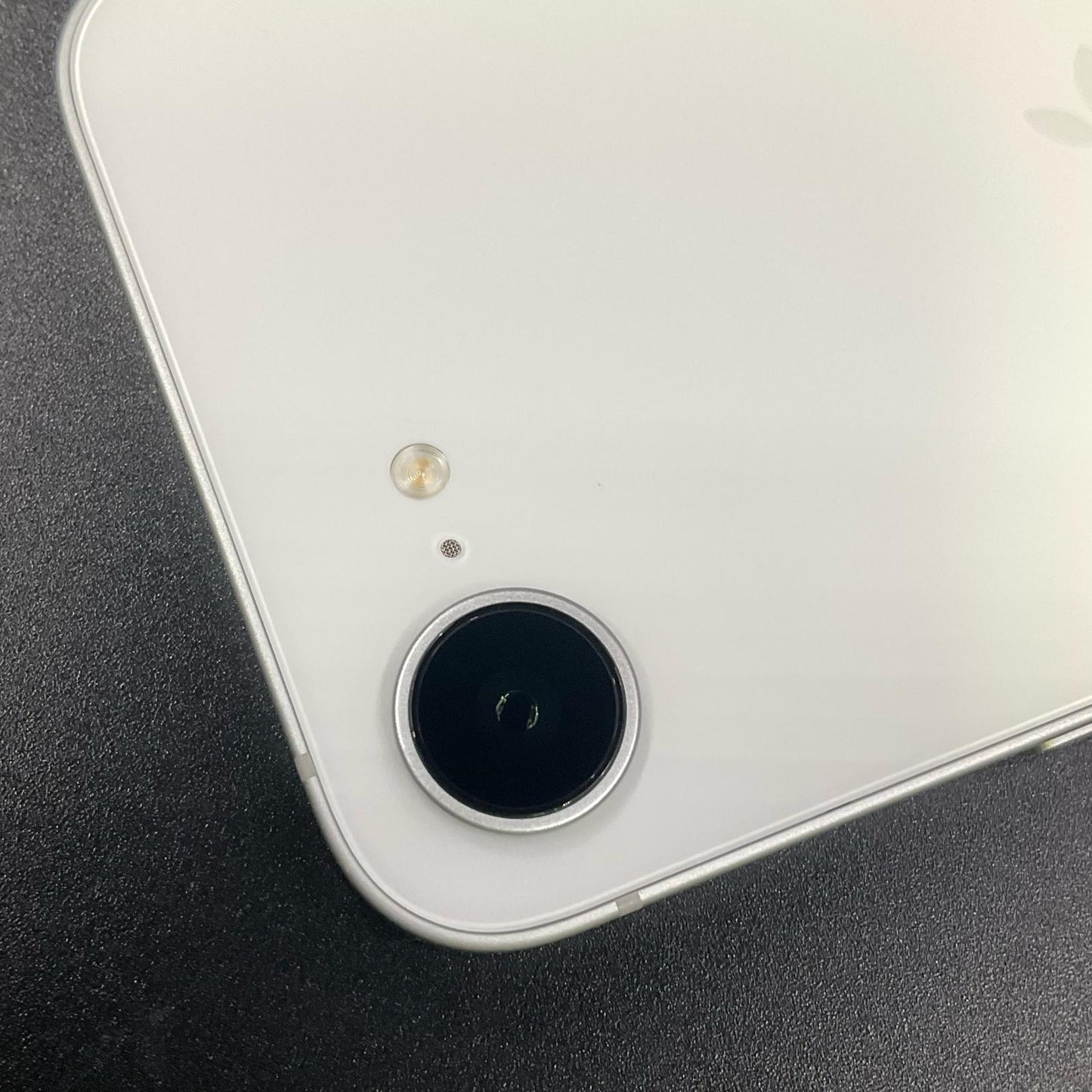 【全額返金保証】【最速発送】Apple iPhone iPhone 16e 128GB ホワイト Softbank 超美品 動作確認済 100%