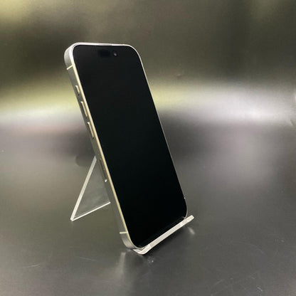 【全額返金保証】【最速発送】Apple iPhone iPhone 15 Pro 256GB ホワイト docomo SIMフリー 白ロム 美品 動作確認済 86%