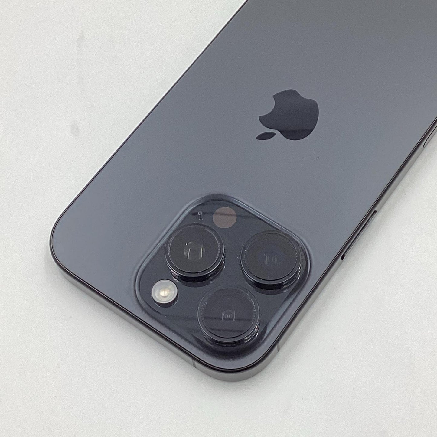 【全額返金保証】【最速発送】Apple iPhone iPhone 16 Pro 256GB ブラックチタニウム SIMフリー 白ロム 動作確認済 98%