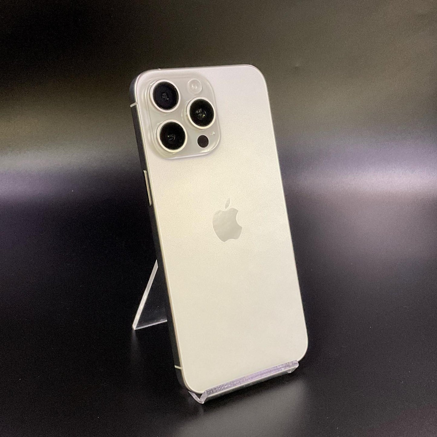 【全額返金保証】【最速発送】Apple iPhone iPhone 15 Pro Max 256GB ホワイトチタニウム SIMフリー 白ロム 美品 動作確認済 87%