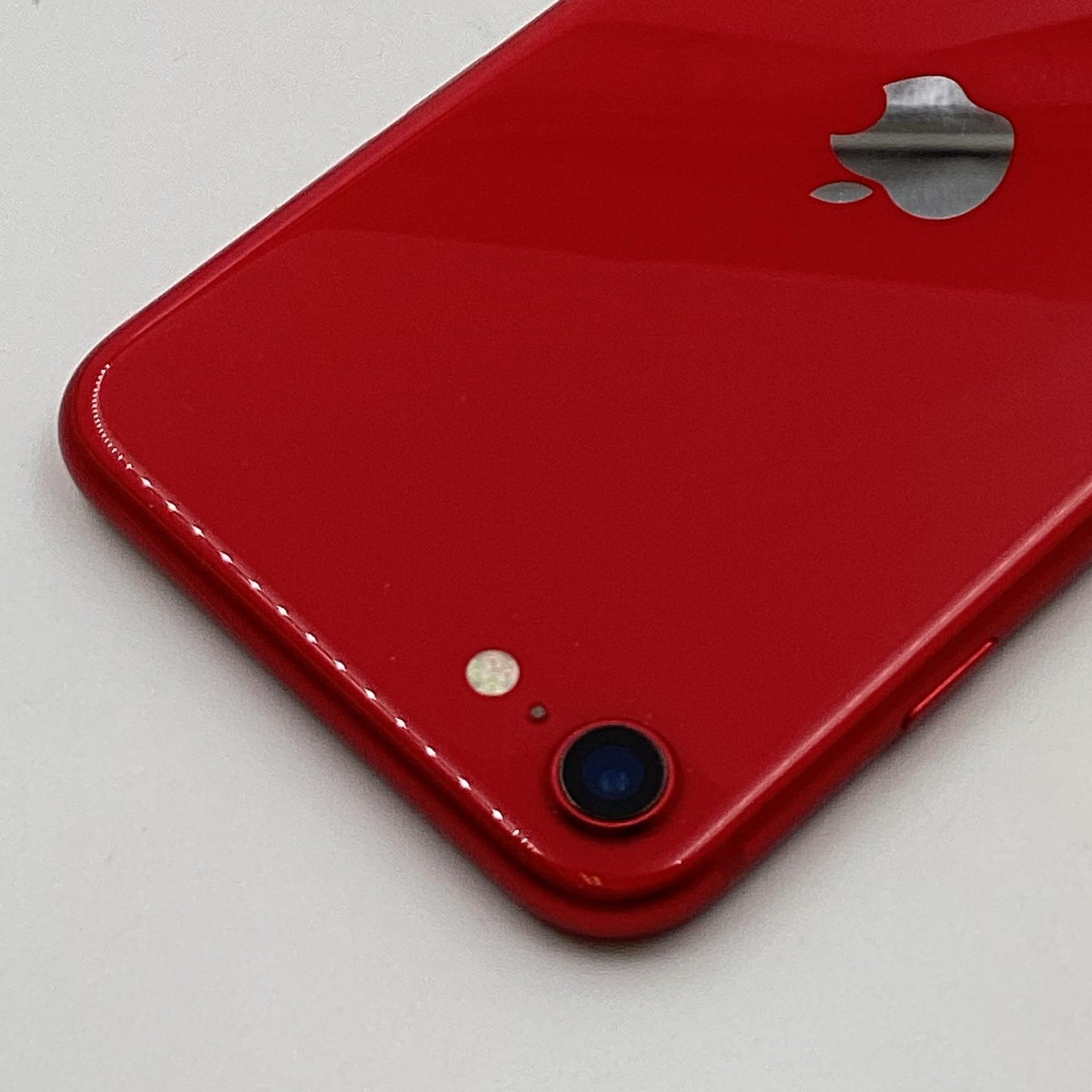【全額返金保証】【最速発送】Apple iPhone iPhone SE（第2世代） 64GB (PRODUCT)RED SIMフリー 白ロム 動作確認済 74%