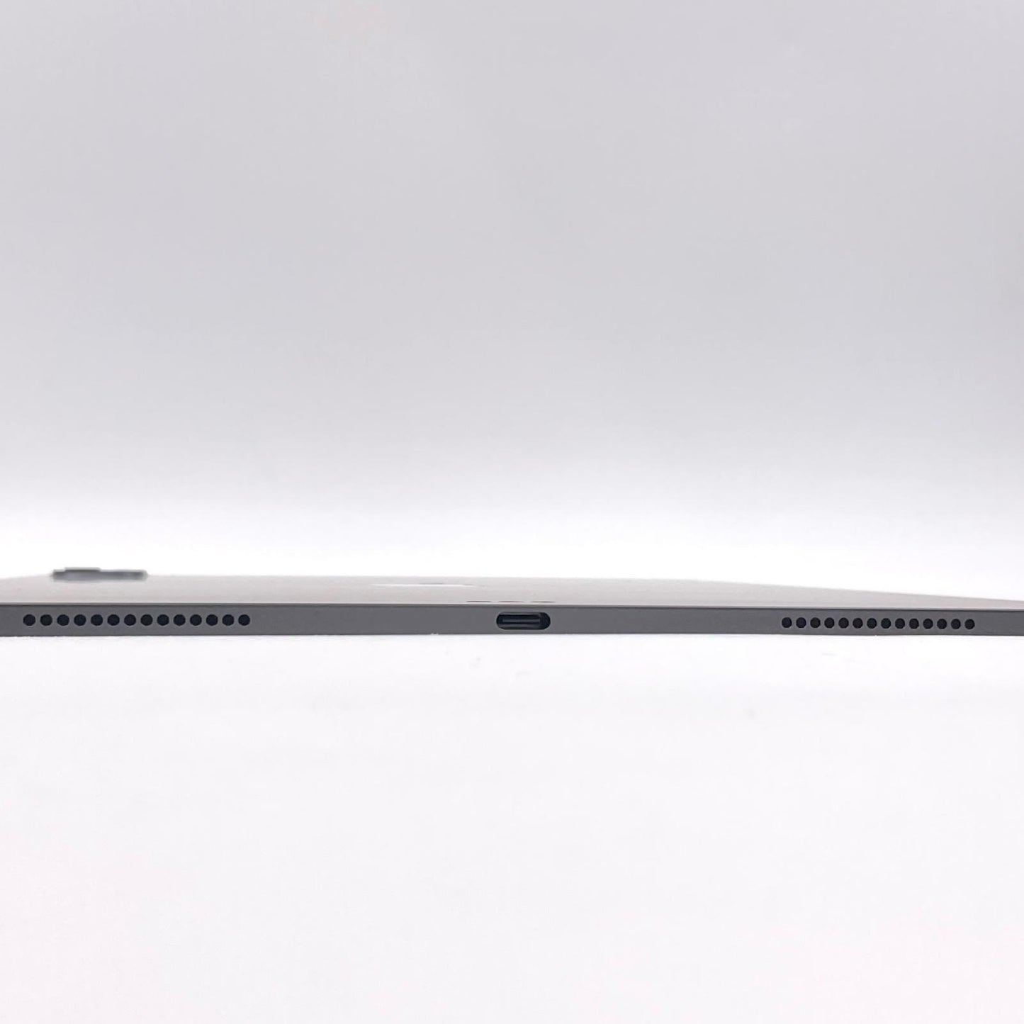 【全額返金保証】【最速発送】Apple iPad Pro 13インチ 256GB スペースブラック Wi-Fi 超美品 動作確認済