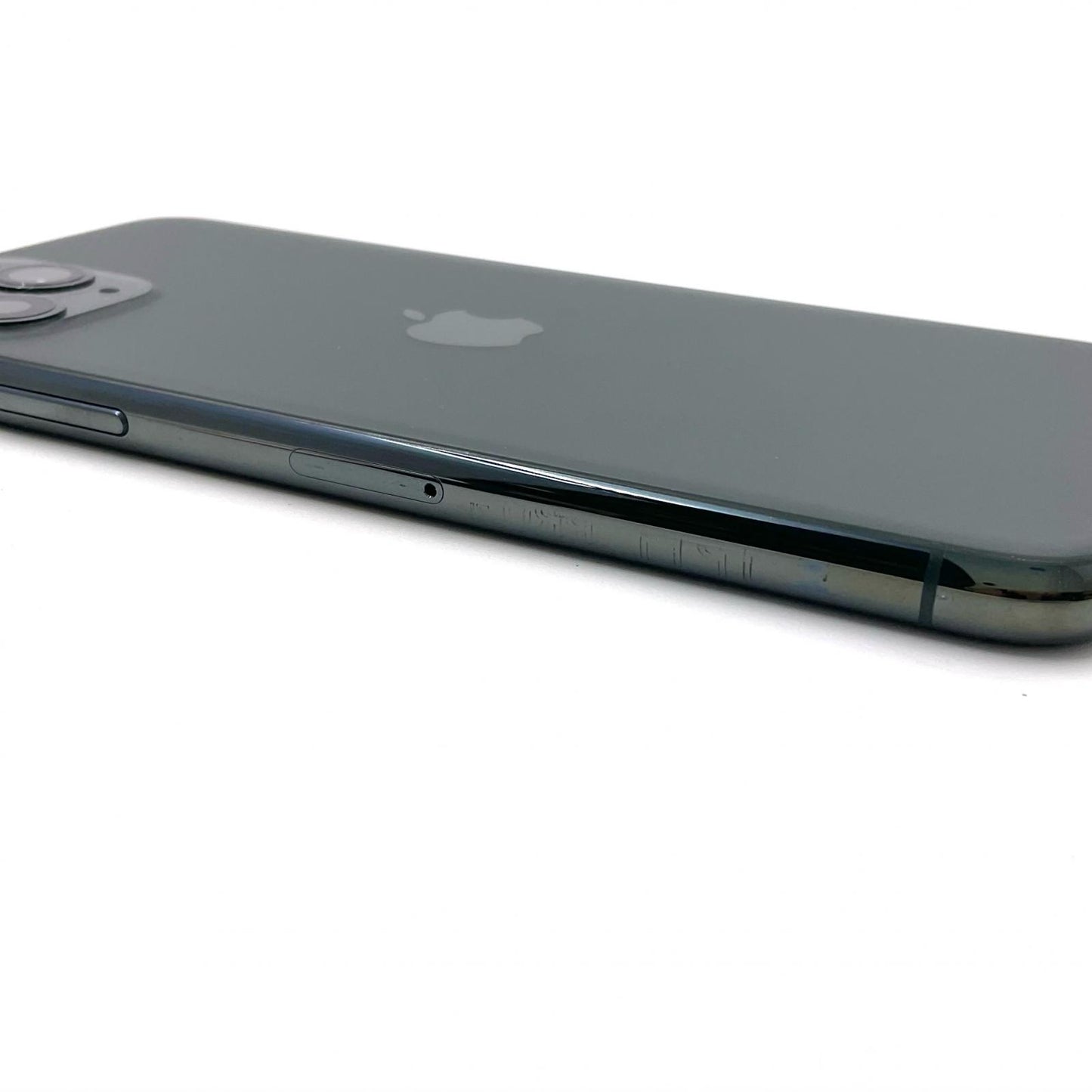 【全額返金保証】【最速発送】Apple iPhone iPhone 11 Pro 256GB ミッドナイトグリーン docomo 白ロム 動作確認済 74%