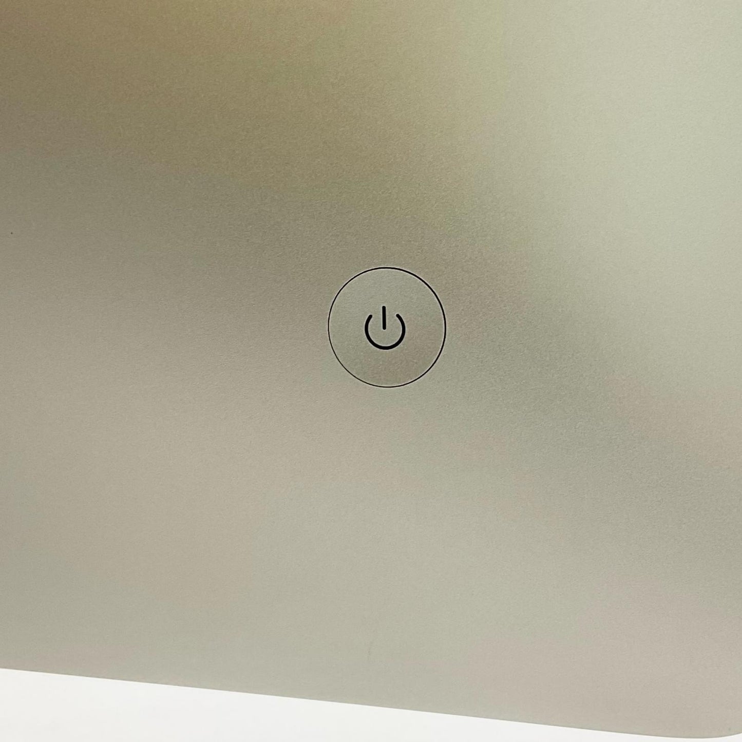 【全額返金保証】【最速発送】Apple iMac 27インチ 3.1GHz 6コア Intel Core i5 8GB SSD 256GB シルバー 動作確認済