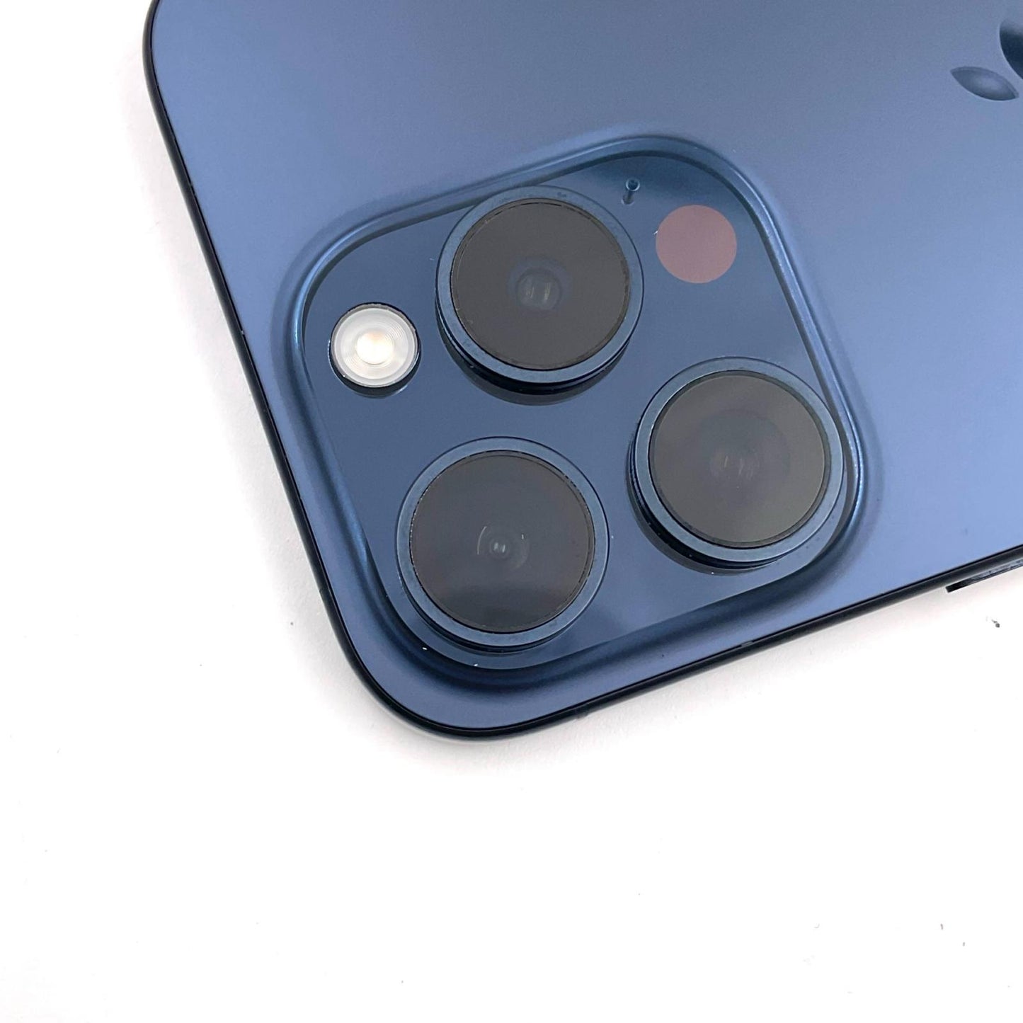 【全額返金保証】【最速発送】Apple iPhone iPhone 15 Pro 256GB ブルーチタニウム SIMフリー 白ロム 動作確認済 89%