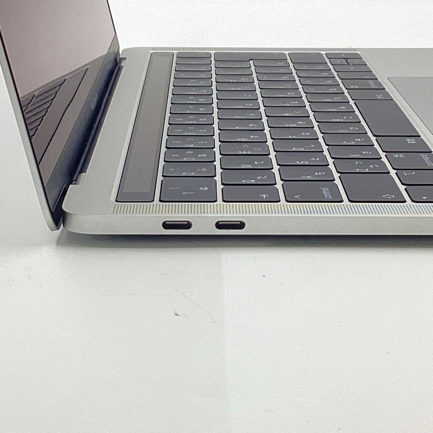 【全額返金保証】【最速発送】Apple MacBook Pro 13.3インチ 2019 2.4GHz クアッドコア Intel Core i5 8GB SSD 256GB シルバー 動作確認済