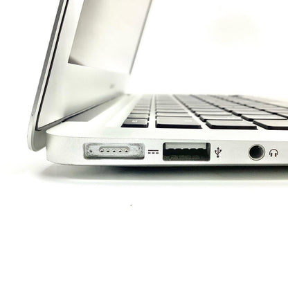 【全額返金保証】【最速発送】Apple MacBook Air 13.3インチ 2017 1.8GHz デュアルコア Intel Core i5 8GB SSD 256GB シルバー 動作確認済