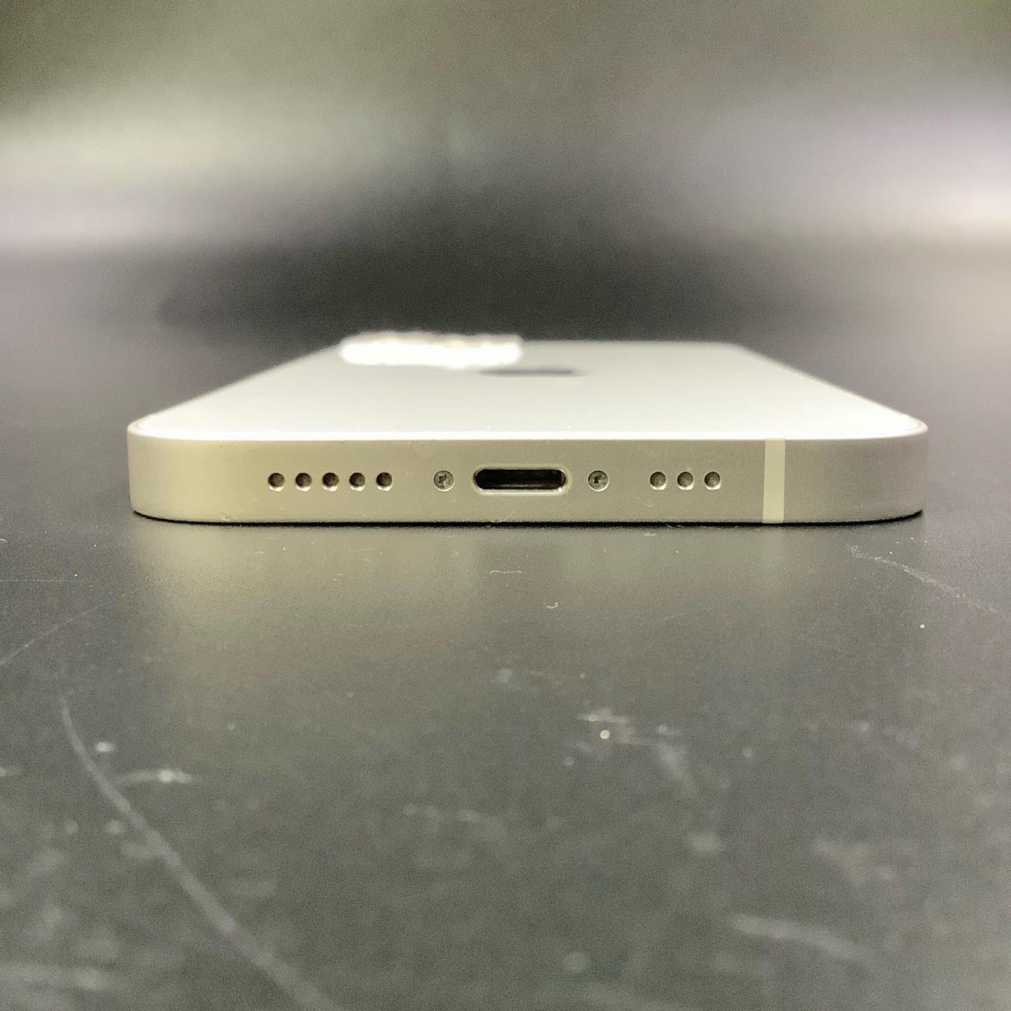 【全額返金保証】【最速発送】Apple iPhone iPhone 13 128GB スターライト Softbank SIMフリー 動作確認済 83%