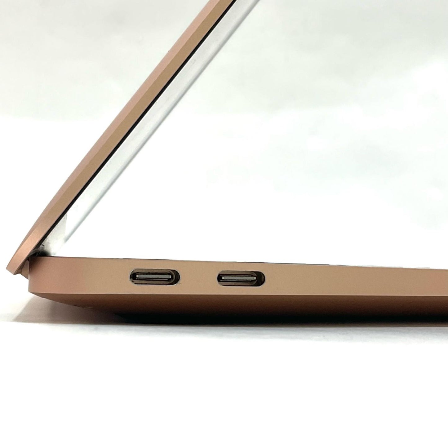 【全額返金保証】【最速発送】Apple MacBook Air 13.3インチ 2020 1.1GHz デュアルコア Intel Core i3 8GB SSD 256GB ゴールド 81.9% 動作確認済