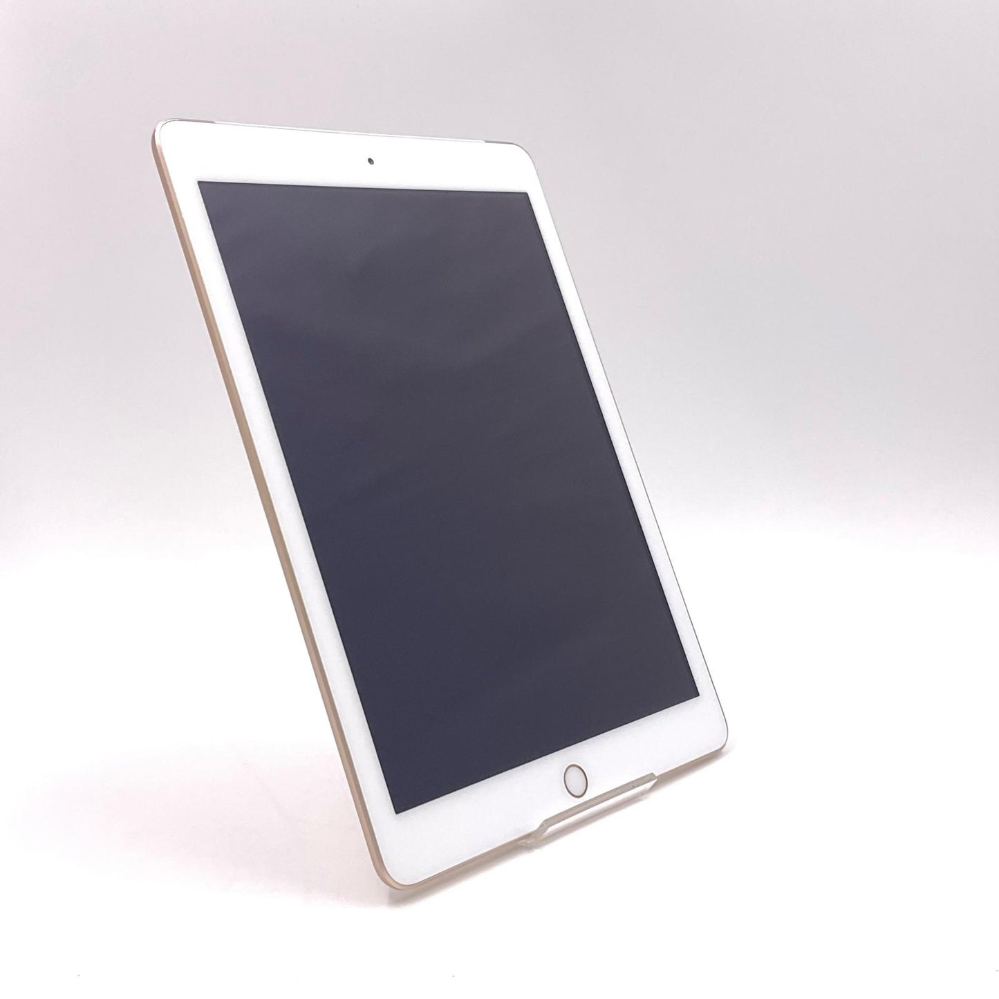 【全額返金保証】【最速発送】Apple iPad iPad 9.7インチ 第5世代 32GB ゴールド WiFi+Cellular docomo 白ロム 動作確認済