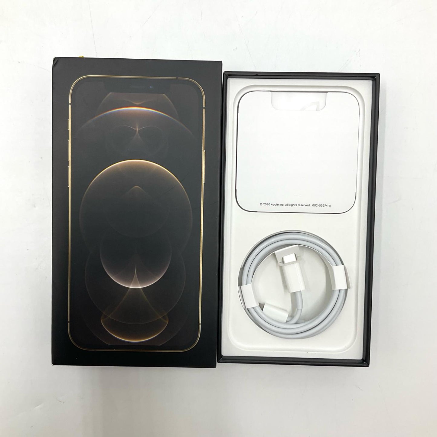 【全額返金保証】【最速発送】Apple iPhone iPhone 12 Pro 256GB ゴールド docomo 白ロム 動作確認済 75%