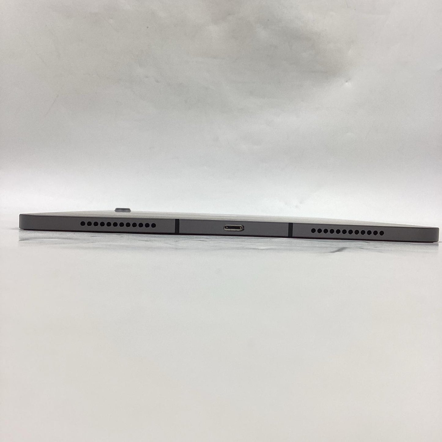 【全額返金保証】【最速発送】Apple iPad Air 10.9インチ 第4世代 64GB スペースグレイ WiFi+Cellular docomo 白ロム 美品 動作確認済