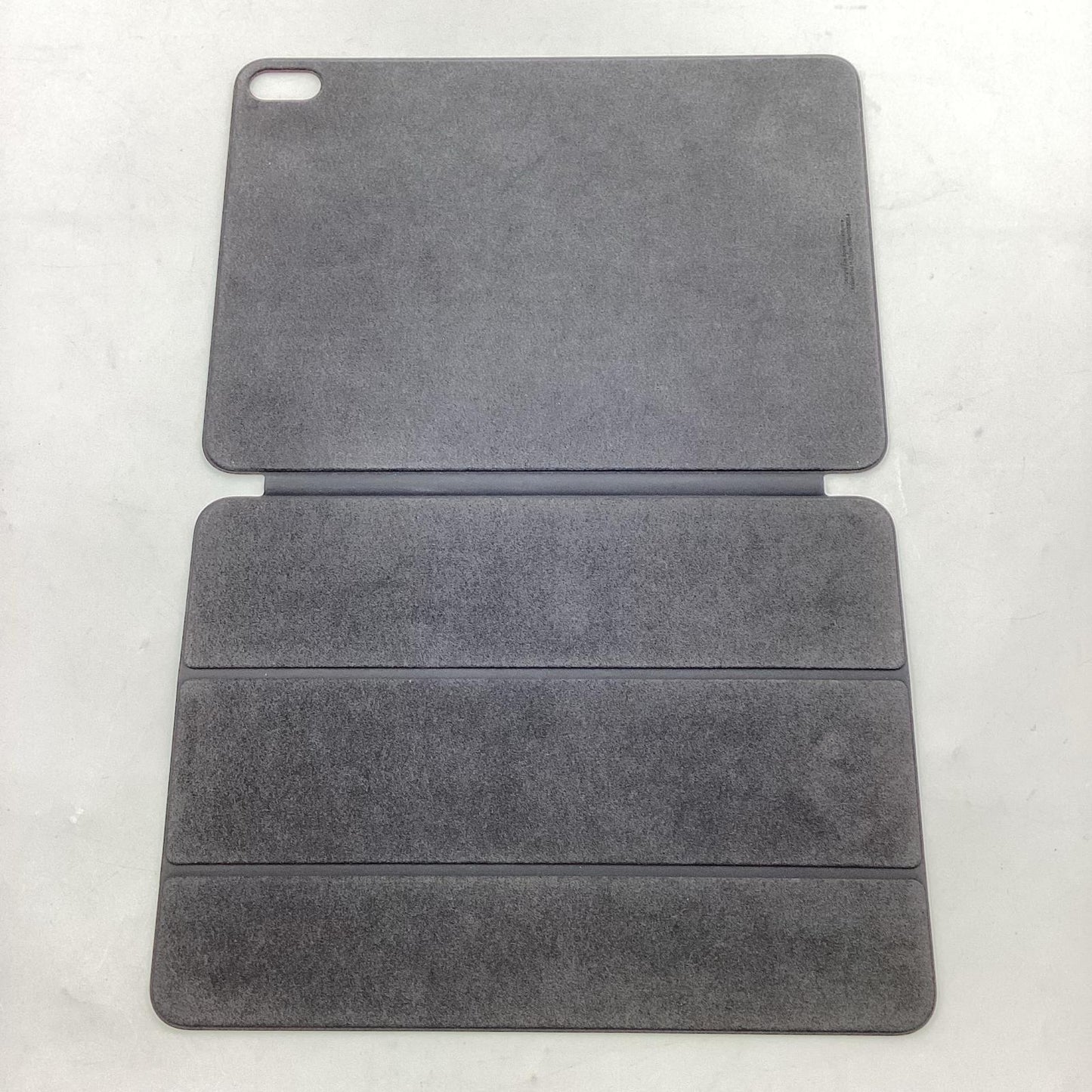 【全額返金保証】【最速発送】Apple iPad Air(第5世代)用 Smart Folio MH0D3FE/A 美品 動作確認済