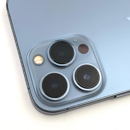 【全額返金保証】【最速発送】Apple iPhone iPhone 13 Pro Max 256GB シエラブルー docomo SIMフリー 白ロム 動作確認済 77%