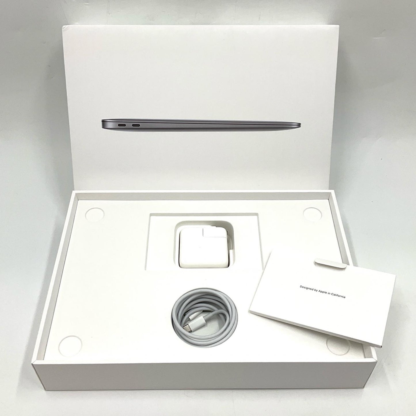 【全額返金保証】【最速発送】Apple MacBook Air 13インチ 2020 Apple M1 8GB SSD 512GB スペースグレイ 100% 超美品 動作確認済