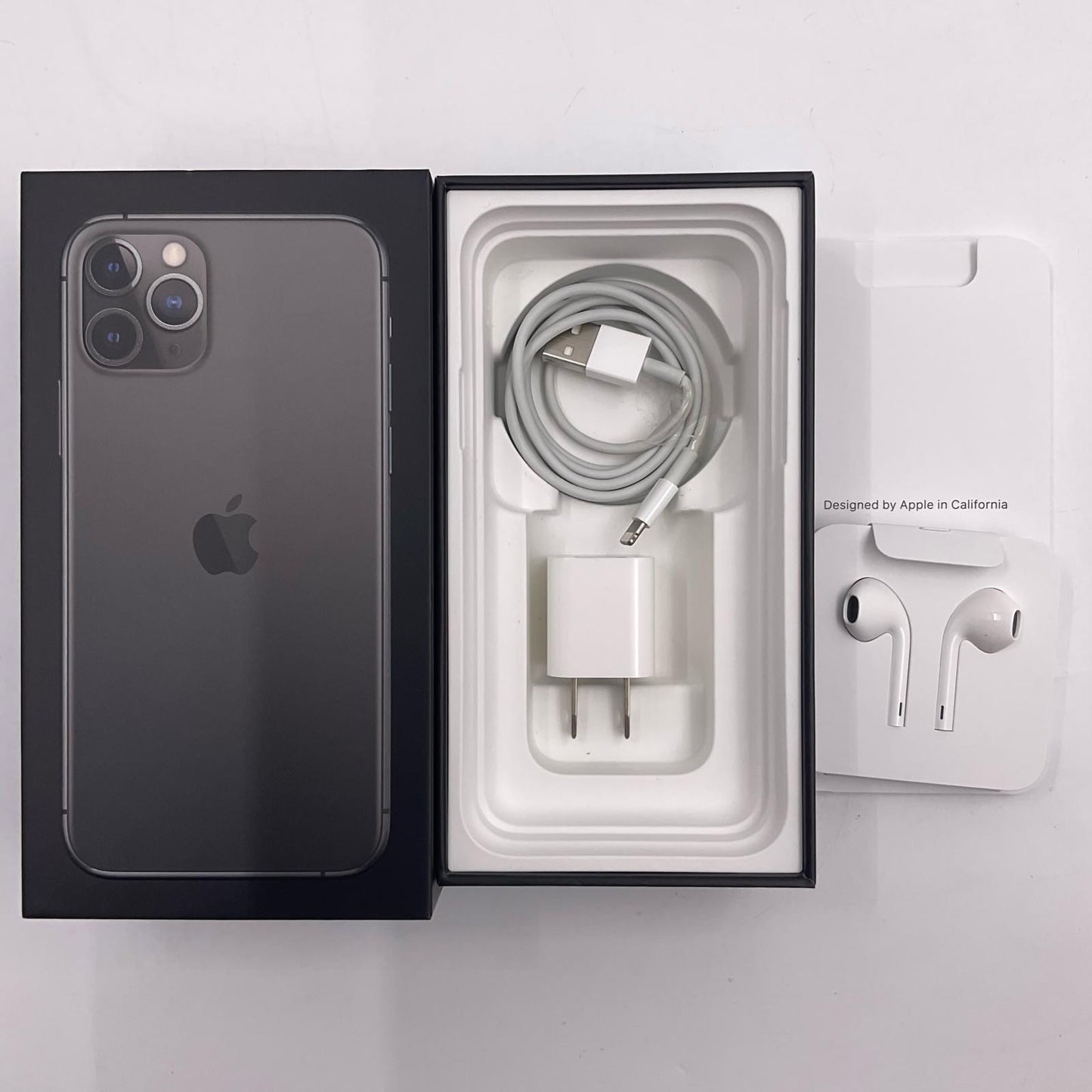 【全額返金保証】【最速発送】Apple iPhone iPhone 11 Pro 256GB スペースグレイ au 白ロム 美品 動作確認済 90%
