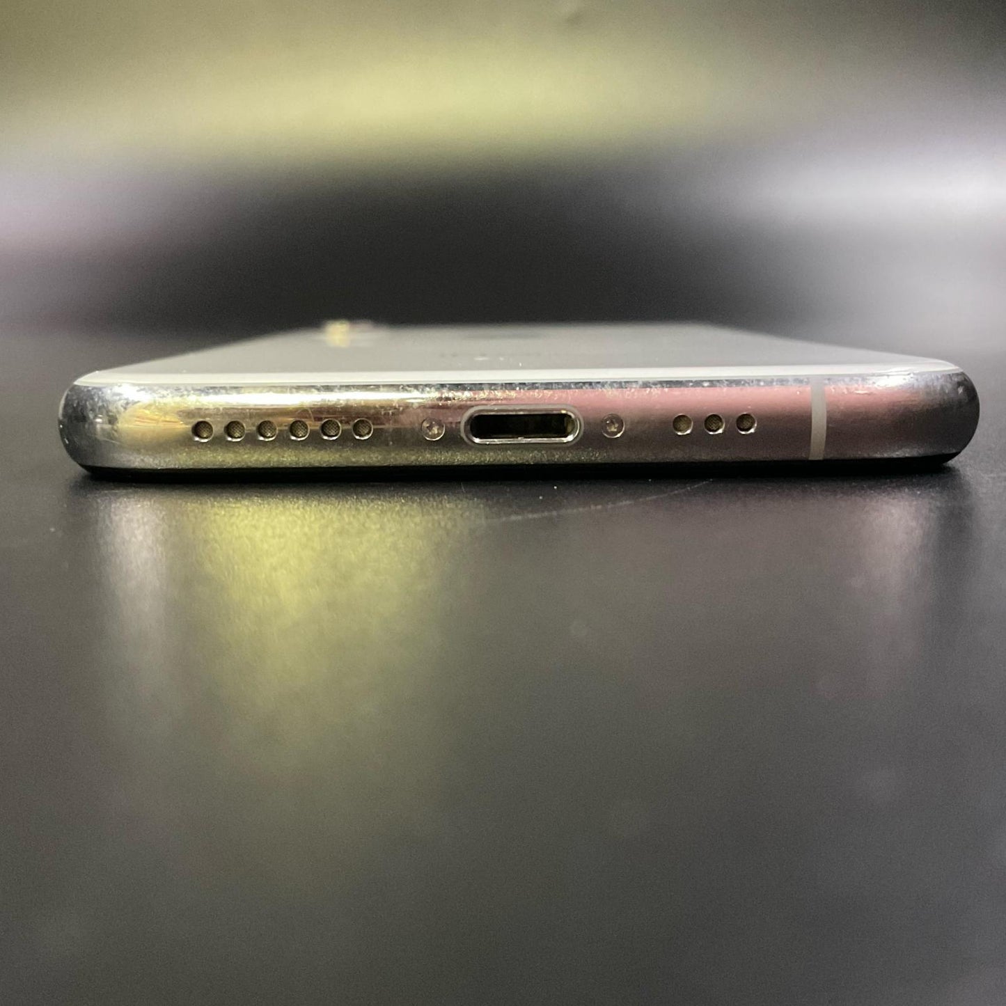 【全額返金保証】【最速発送】Apple iPhone iPhone XS 256GB シルバー Softbank 白ロム 動作確認済 83%