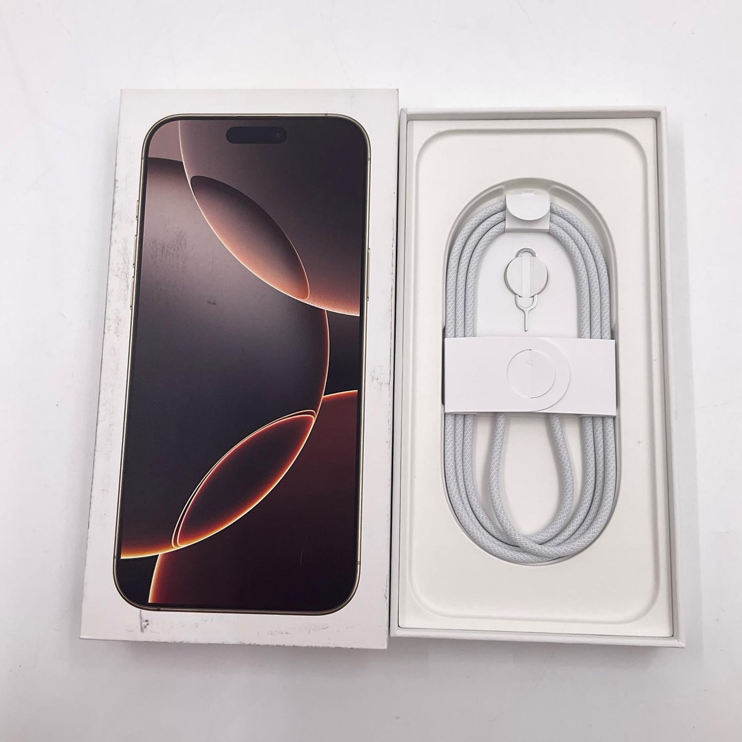 【全額返金保証】【最速発送】Apple iPhone iPhone 16 Pro Max 256GB デザートチタニウム SIMフリー 白ロム 超美品 動作確認済 99%