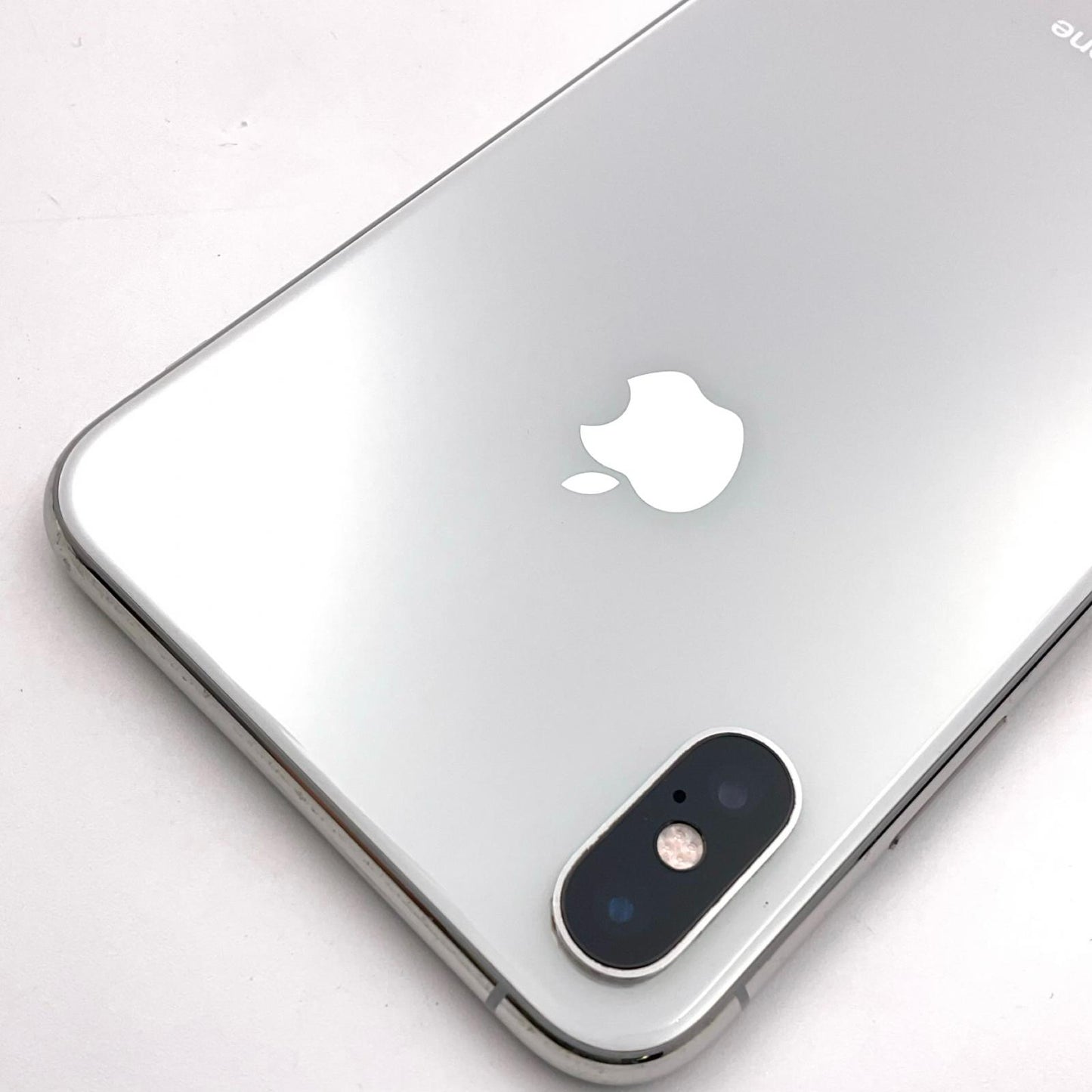 【全額返金保証】【最速発送】Apple iPhone iPhone XS Max 256GB シルバー SIMフリー 白ロム 動作確認済 80%