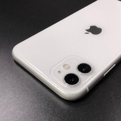 【全額返金保証】【最速発送】Apple iPhone iPhone 11 128GB ホワイト docomo 白ロム 動作確認済 74%