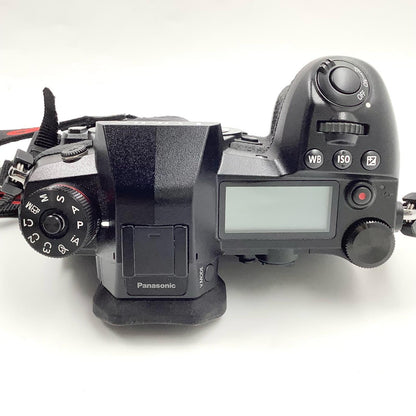 【全額返金保証】【最速発送】Panasonic デジタル一眼 LUMIX DC-G9 ボディ ブラック 美品 動作確認済