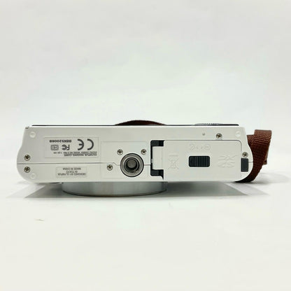 【全額返金保証】【最速発送】OLYMPUS デジタル一眼 PEN mini E-PM1 ボディ [ホワイト] 動作確認済