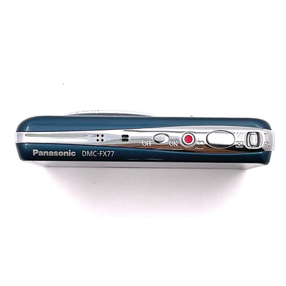 【全額返金保証】【最速発送】Panasonic コンパクトデジタルカメラ LUMIX DMC-FX77-A [スエードブルー] 動作確認済