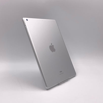 【全額返金保証】【最速発送】Apple iPad iPad 10.2インチ 第9世代 64GB シルバー Wi-Fi 動作確認済