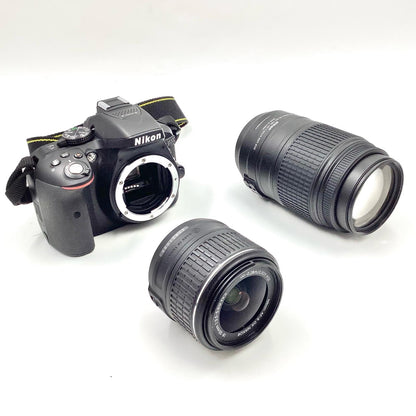 【全額返金保証】【最速発送】Nikon デジタル一眼 D5300 ダブルズームキット ブラック 美品 動作確認済