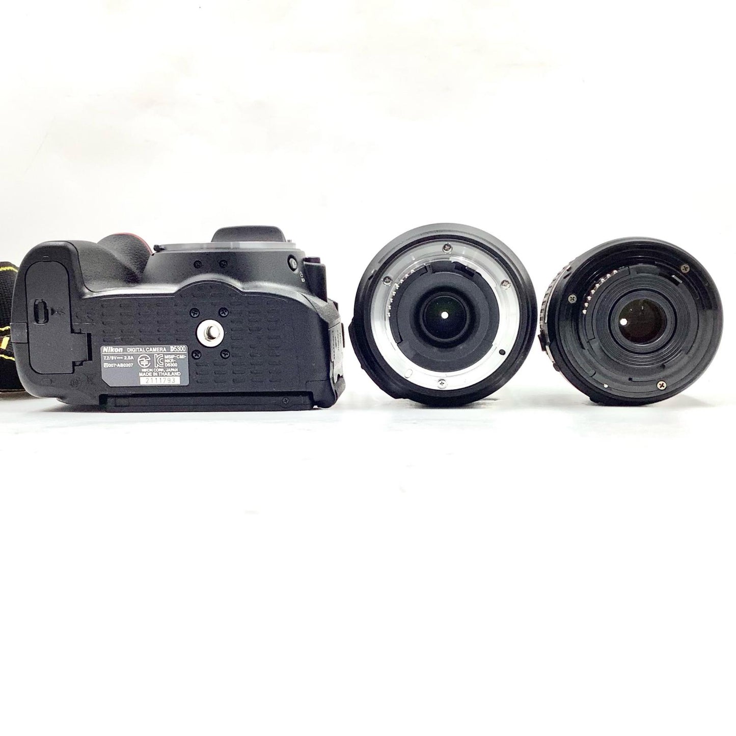 【全額返金保証】【最速発送】Nikon デジタル一眼 D5300 ダブルズームキット ブラック 美品 動作確認済