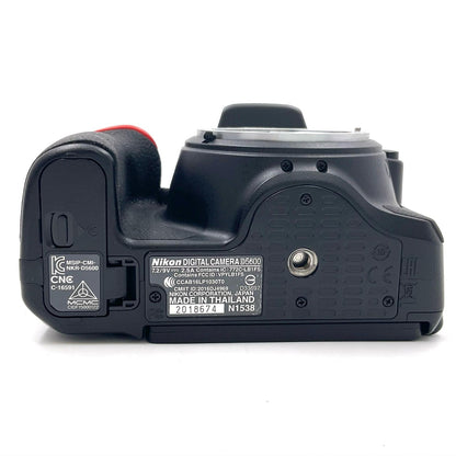 【最速発送】Nikon デジタル一眼 D5600 ボディ ブラック【難有】