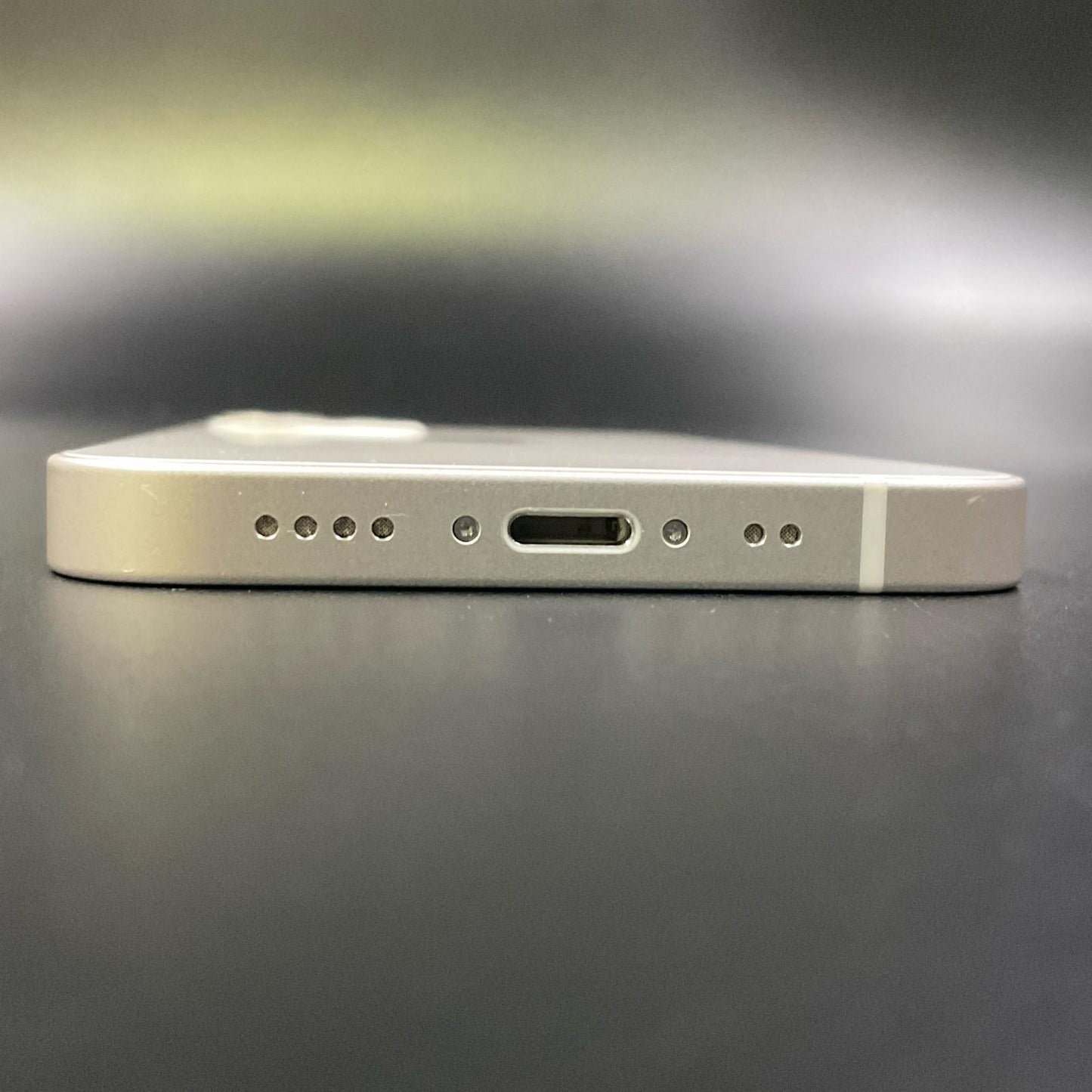 【全額返金保証】【最速発送】Apple iPhone iPhone 12 mini 128GB ホワイト docomo 白ロム 動作確認済 72%