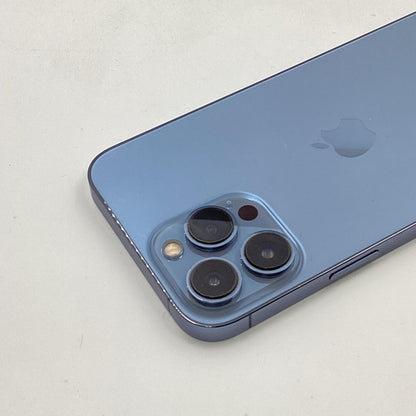 【全額返金保証】【最速発送】Apple iPhone iPhone 13 Pro Max 256GB シエラブルー docomo 白ロム 動作確認済 83%