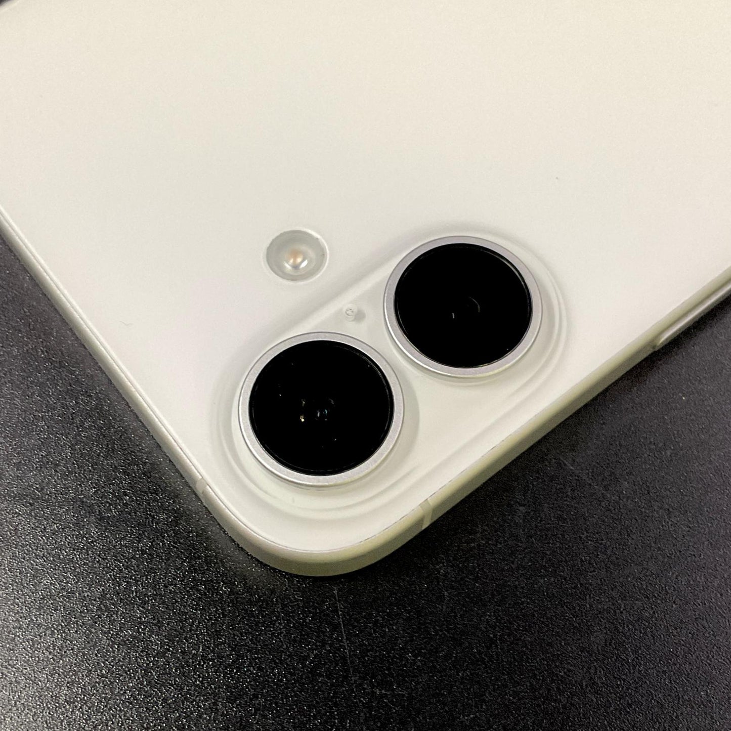 【全額返金保証】【最速発送】Apple iPhone iPhone 16 Plus 512GB ホワイト SIMフリー 白ロム 動作確認済 98%