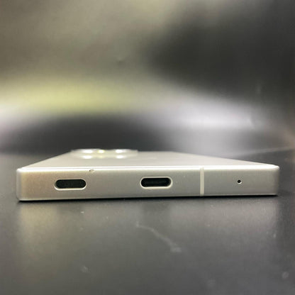 【全額返金保証】【最速発送】SHARP AQUOS R 10 256GB Cashmere White docomo SH-51F 白ロム 動作確認済
