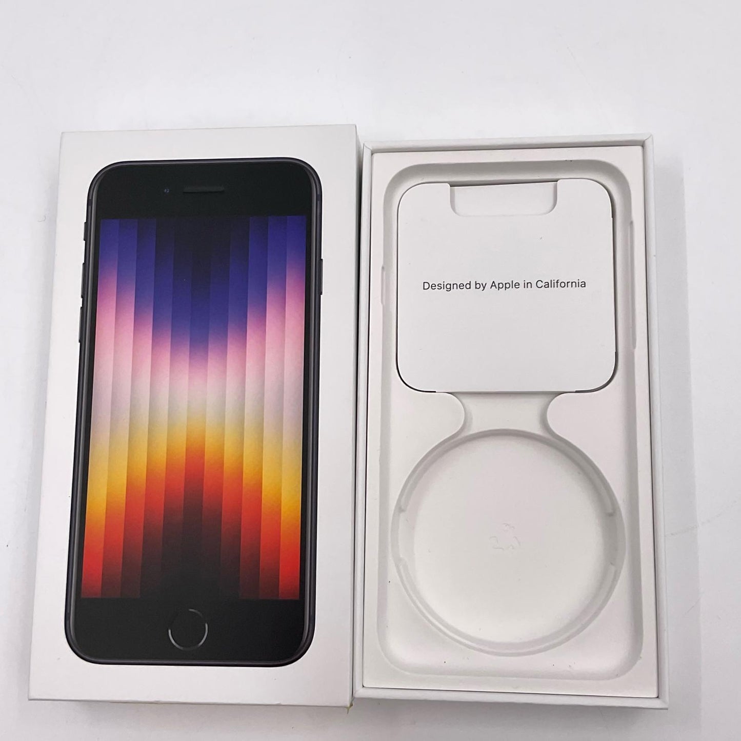 【全額返金保証】【最速発送】Apple iPhone iPhone SE（第3世代） 64GB ミッドナイト docomo 白ロム 動作確認済 72%