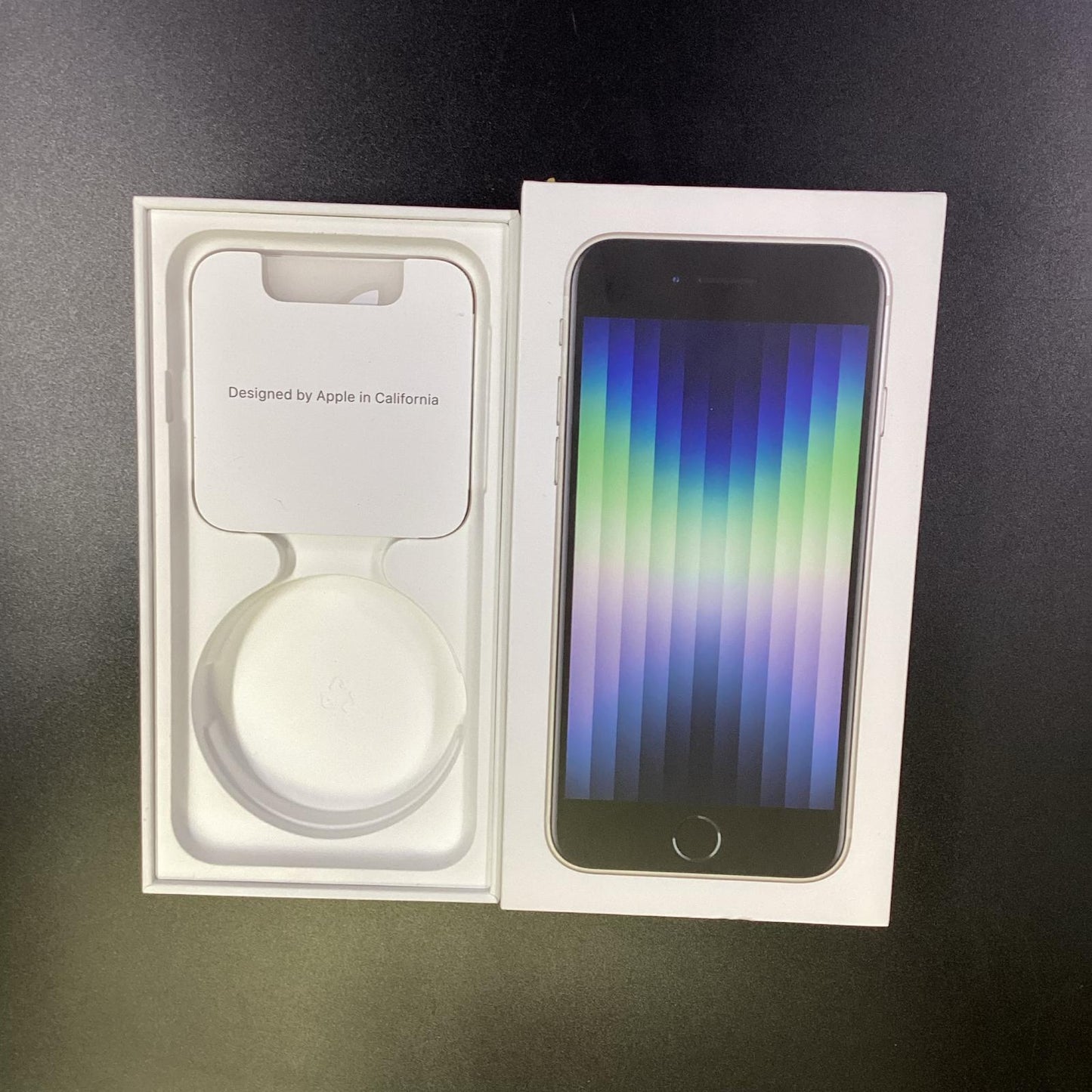 【全額返金保証】【最速発送】Apple iPhone iPhone SE（第3世代） 64GB スターライト SIMフリー 白ロム 動作確認済 79%