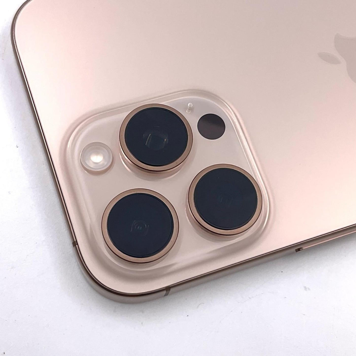 【全額返金保証】【最速発送】Apple iPhone iPhone 16 Pro Max 256GB デザートチタニウム SIMフリー 白ロム 超美品 動作確認済 100%