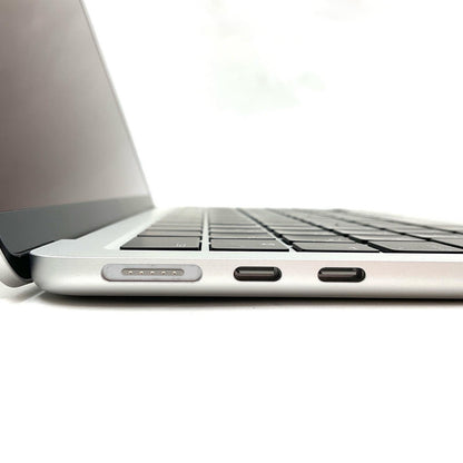 【全額返金保証】【最速発送】Apple MacBook Air 13.6インチ 2022 Apple M2 8GB SSD 256GB シルバー 100% 超美品 動作確認済