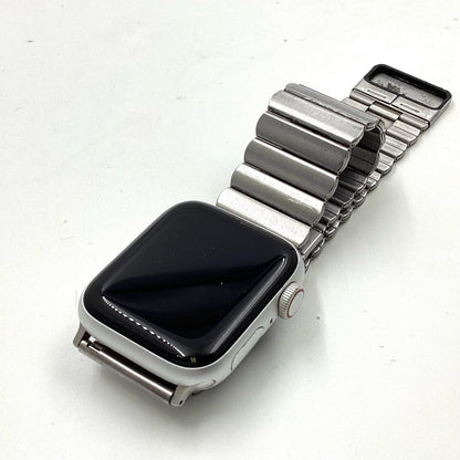 【全額返金保証】【最速発送】Apple Watch Nike アルミニウム 40mm GPS+Cellular 白ロム 69% 動作確認済