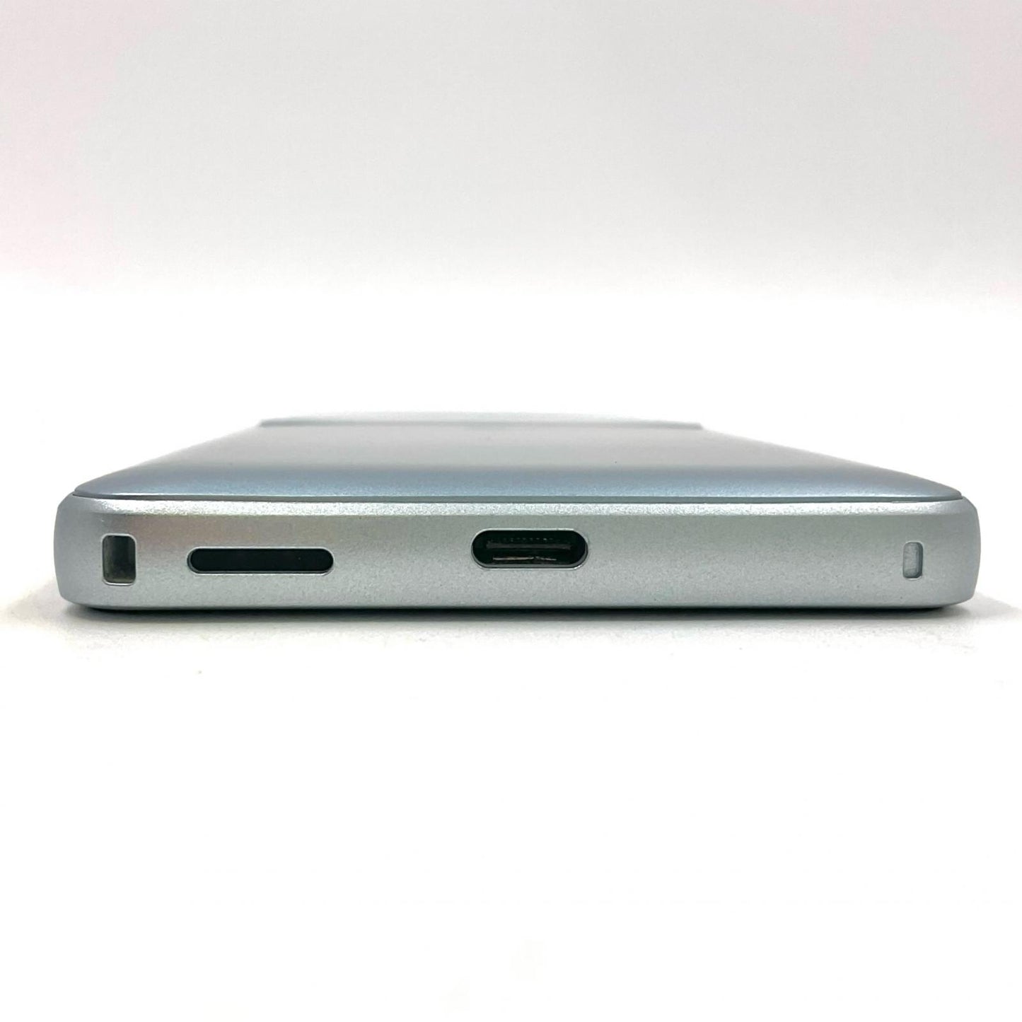 【全額返金保証】【最速発送】京セラ BASIO 3 32GB ブルー au KYV43 白ロム 動作確認済