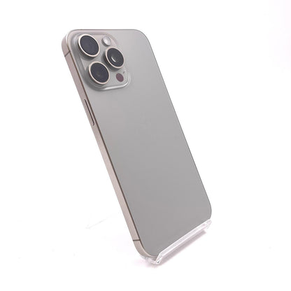 【全額返金保証】【最速発送】Apple iPhone iPhone Pro Max 15 Pro Max 256GB ナチュラルチタニウム docomo 動作確認済 79%