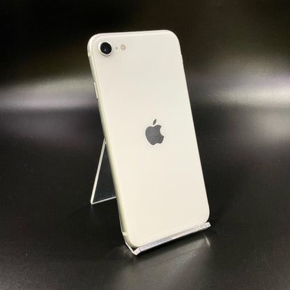 【全額返金保証】【最速発送】Apple iPhone iPhone SE（第2世代） 128GB スターライト docomo 白ロム 動作確認済 86%