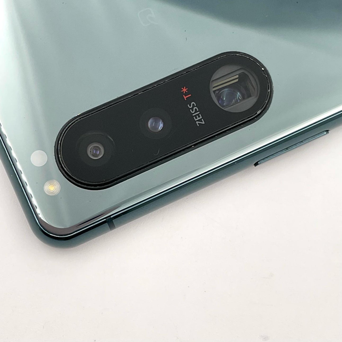 【最速発送】Sony Xperia 5 III SO-53B 128GB グリーン docomo SO-53B 白ロム【難有】