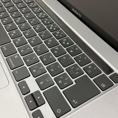 【全額返金保証】【最速発送】Apple MacBook Pro Pro 16インチ 2019 intel core i7 2.6GHz 16GB SSD 512GB シルバー 動作確認済