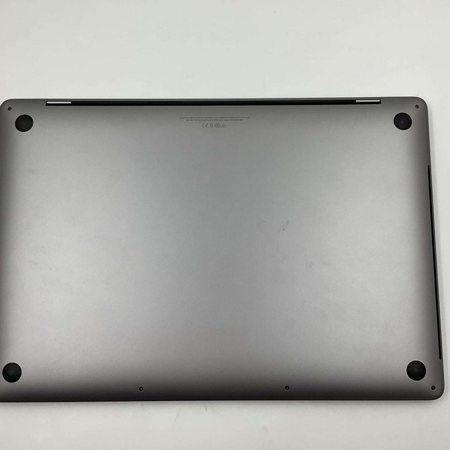 【全額返金保証】【最速発送】Apple MacBook Pro Pro 16インチ 2019 intel core i7 2.6GHz 16GB SSD 512GB シルバー 動作確認済