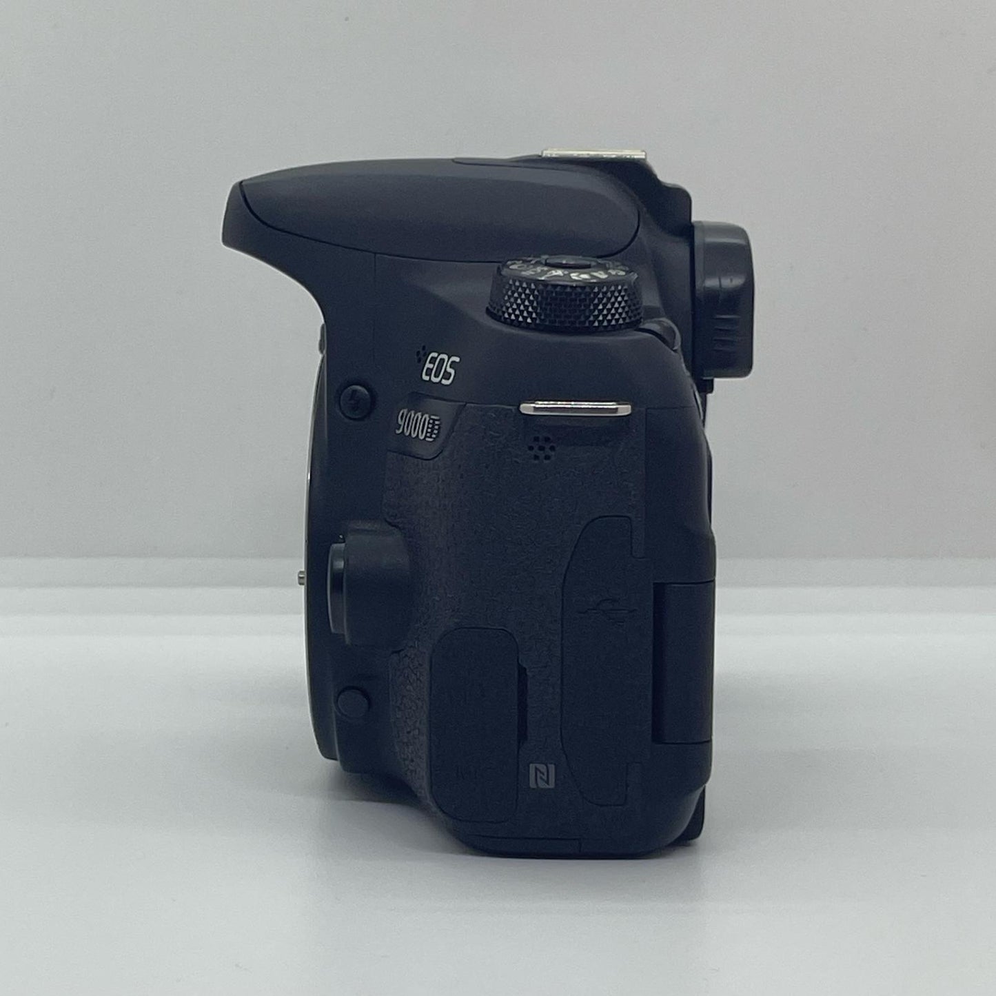 【全額返金保証】【最速発送】Canon デジタル一眼 EOS 9000D ボディ ブラック 動作確認済